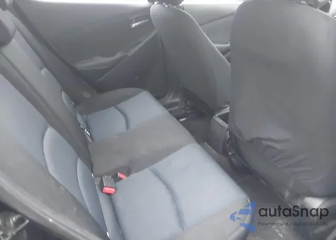 2017 Toyota Yaris Ia z USA, uszkodzony, nr VIN 3MYDLBYV5HY151276